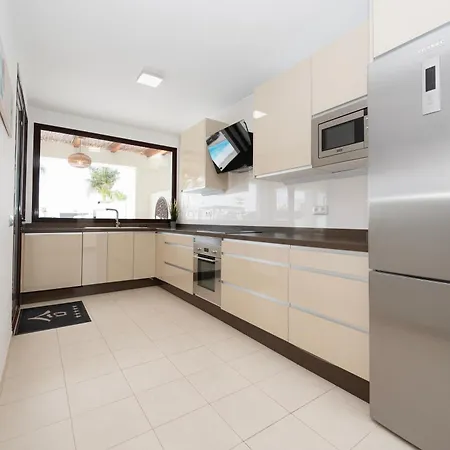 Crisbel Y Lorena By Armonia Villa Playa Blanca (Lanzarote)