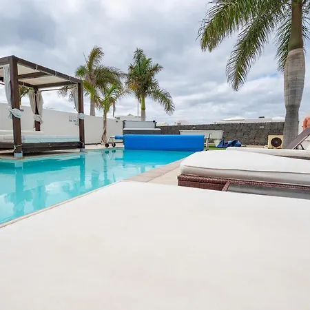 Вилла Crisbel Y Lorena By Armonia