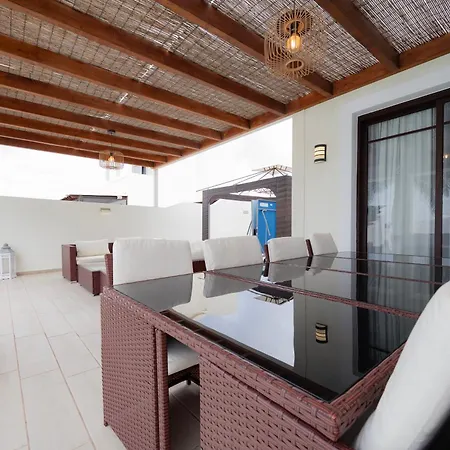 Crisbel Y Lorena By Armonia Villa