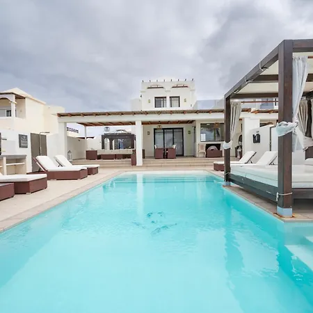 Crisbel Y Lorena By Armonia Playa Blanca (Lanzarote)