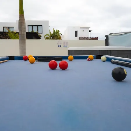 Crisbel Y Lorena By Armonia * Коста Бланка